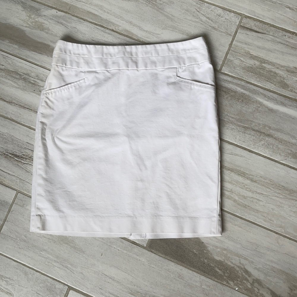 Banana Republic white skirt